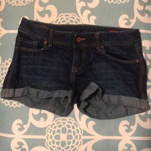 Express size 6 shorts